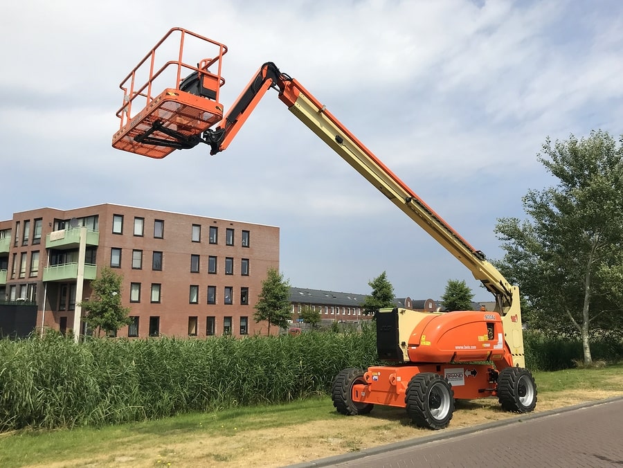 articulating-boom-lift-operation articulating boom lift operation