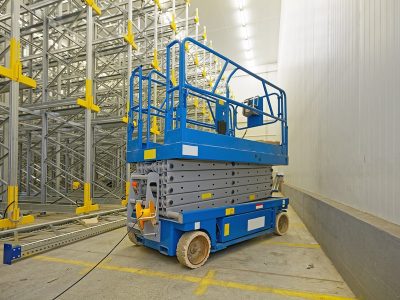 electric scissor lift stowed