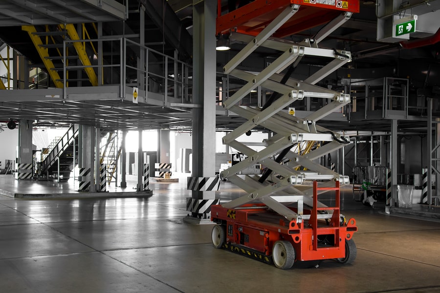 Scissor Lift course in Singapore | THT Academy scissor lift course in singapore